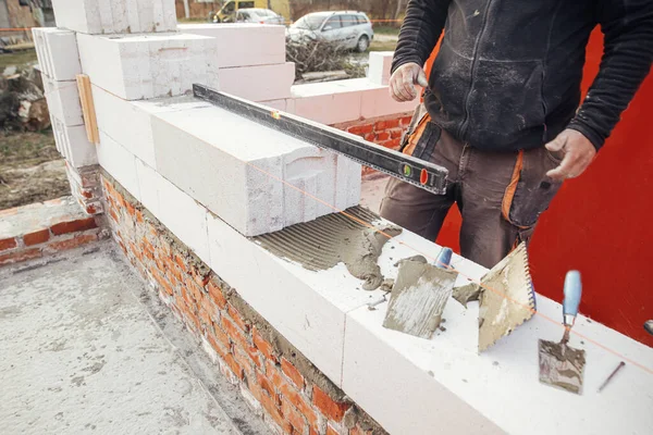 Builder Installing Masonry White Blocks Close Worker Laying Autoclaved Aerated — Stock Photo, Image