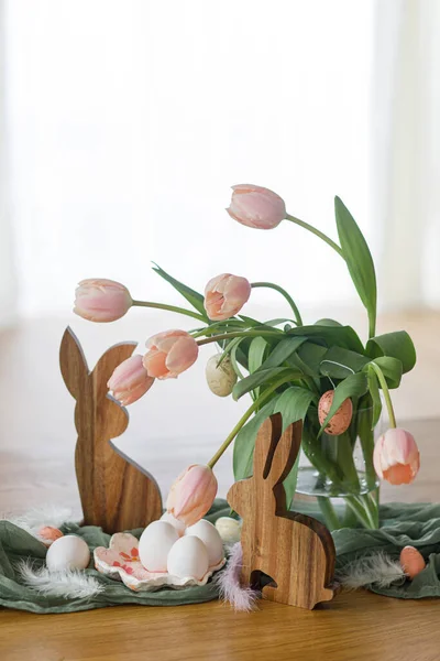Beautiful Tulips Eggs Bunny Decoration Wooden Table Modern Farmhouse Easter — Stock Photo, Image