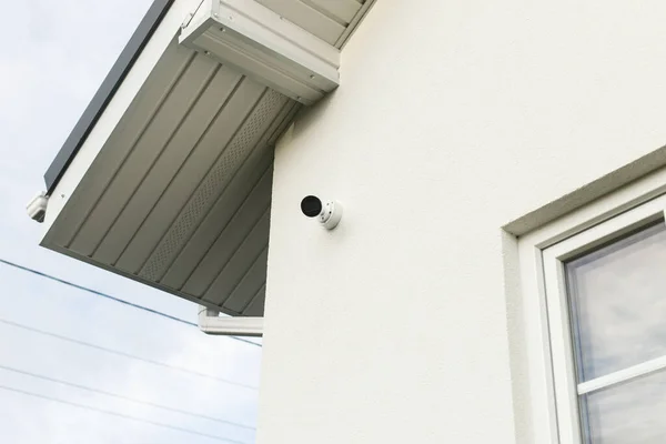 Security Video Cameras White Facade Walls Cctv Security System Modern — Stock Photo, Image