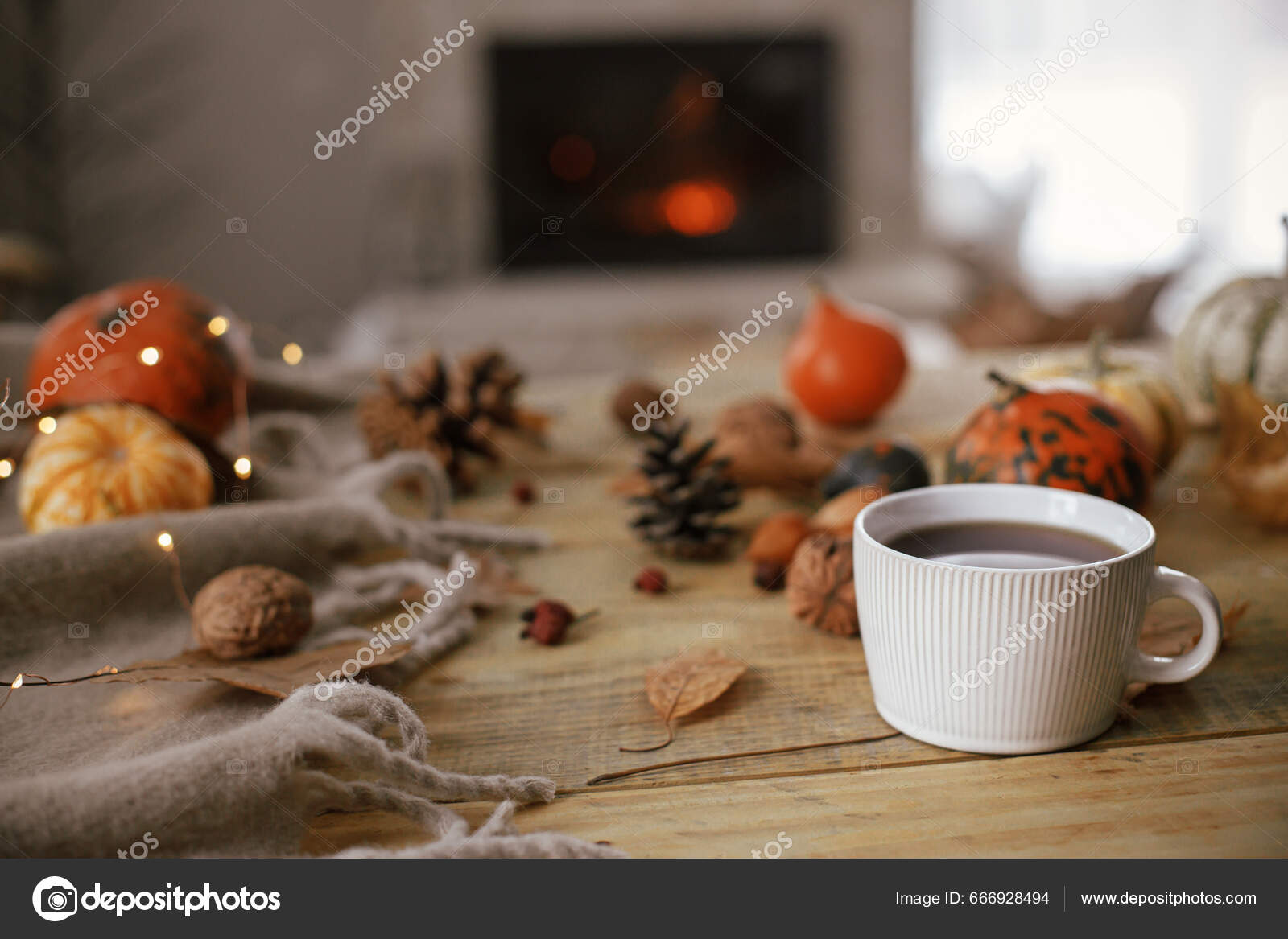 https://st5.depositphotos.com/4312829/66692/i/1600/depositphotos_666928494-stock-photo-cozy-autumn-warm-cup-tea.jpg