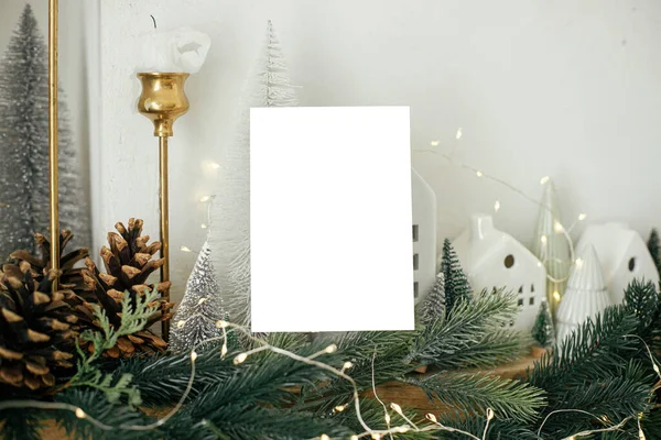 Scherzi Con Biglietti Natale Biglietto Auguri Vuoto Sullo Sfondo Eleganti — Foto Stock
