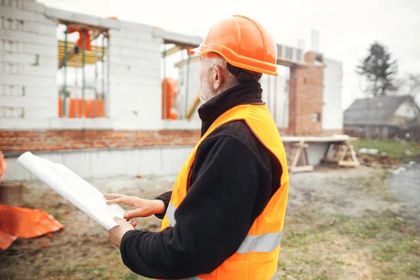 Senior Male Foreman Hardhat Checking Blueprints Building New Modern House — Stock Photo, Image