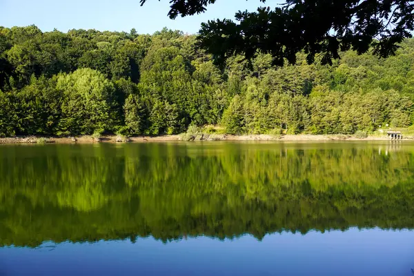 stock image Yenipazar lake in bilecik Turkey in the morning natural beauty