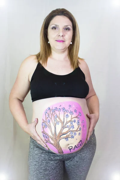 Zwangere Vrouw Met Tekening Haar Buik Geen Kopieerruimte — Stockfoto