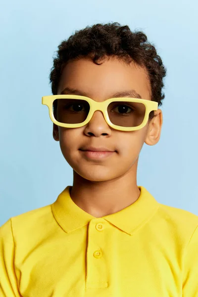 Style Closeup Portrait Little African Cute Boy Stylish Sunglasses Yellow — Φωτογραφία Αρχείου