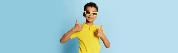 Thumbs Closeup Portrait Little Cute Boy Stylish Sunglasses Yellow Summer — Stock Fotó