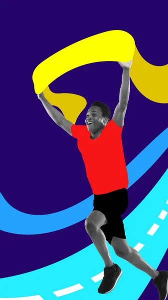 Современный Коллаж Активного Бега Афро Американского Спортсмена Финишной Черте Победителя — стоковое фото