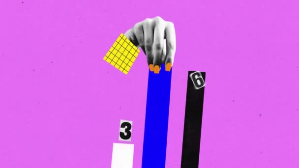 アニメーションを停止する 紫色の背景に会社の収入のチャートを示す女性の手 クリエイティブアートワーク ビジネス キャリアの成長 金融成長 リーダーシップ 広告の概念 — ストック動画