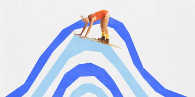 Poster. Çağdaş sanat kolajı. Modern yaratıcı sanat eserleri. Mayolu bir kız tepeye tırmanmak için kayak yapıyor. Kış kavramı Mutlu tatiller, neşe ve eğlence, açık hava aktiviteleri.