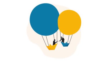 Yaratıcı stop hareketi. Modern animasyon. İki çalışan, balonla uçan iş adamları. Takım çalışması, profesyonel iş birliği, iletişim, anlaşma, fikirler, bağlantı ve reklam kavramı