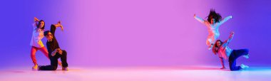 Pankart. Neon ışıklı stüdyoda dans eden dansçılar, mor arkaplanda dans ediyorlar. Metin eklemek için boş boşluk. Gençlik kültürü, hareket, müzik, moda ve eylem kavramı.