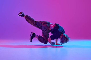 Spor ve hobi kavramı, müzik, moda ve sanat, hareket. Ad