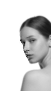 Çağdaş sanat kolajı. Kadın bakışları sakin ve sessiz bir güzellik yayıyor, gözlere odaklanıyor. Bulanık efekt ve tek renkli filtre. Duygular, psikoloji, insan hakları kavramı