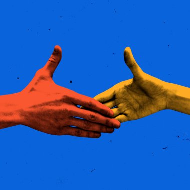 İki el sıkmak için cesur renklerle uzanıyor. Birlik, işbirliği ve profesyonel anlaşmayı sembolize ediyor. Fotokopi etkisi. İş ortaklığı kavramı, bağlantı, güven. Çağdaş sanat kolajı