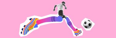 Pankart. Çağdaş sanat kolajı. Sporcu, futbola yoğun bir odak ve eğik ayakkabılarla vururken yüksek adımlar atıyor. Profesyonel spor anlayışı, aktif yaşam tarzı, bahis, oyun.