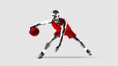 Poster. Çağdaş sanat eserleri. Odaklanmış basketbolcu kırmızı üniformalı ve minimalist arka planda top sürüyor. Doku filtresi. Spor etkinliği kavramı, antrenman, turnuva, yarışma.