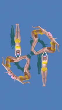 Hareketi durdur. Animasyon. Sarı takım elbiseli pembe yüzücü dairesel şekildeki aynalı klonlarla çevrili, hareket illüzyonu yaratıyor. Yaz kavramı, tatil, tatil, spor, moda, tarz.