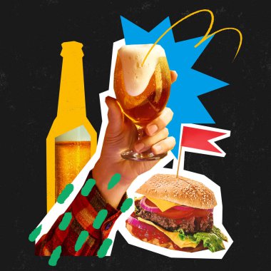 Kavramsal sanat tasarımı. Çizburgerin yanında bira bardağı ve renkli arka planda sarı şişe. Kağıt kesim stili. Sokak yemeği kavramı, parti, içki keyfi, cuma havası..