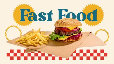 Çağdaş sanat kolajı. Klasik hamburger, susamlı çörek, biftek köftesi, çedar peyniri, marul, soğan, domates ve patates kızartması. Fast food, paket servis, karışık yemek kavramı..