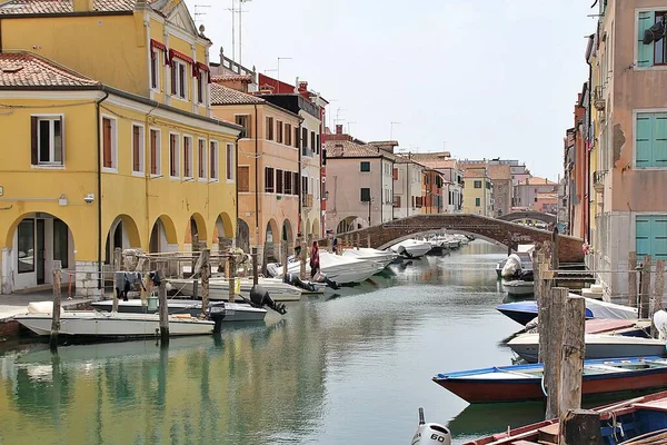 Ortaçağ Köprüleri Olan Kanalı Venedik Lagünündeki Talya Nın Chioggia Kasabası — Stok fotoğraf