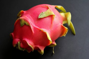 Pitaya meyvesi, ejderha meyvesi, küçük tohumlu meyve sulu pitaya, tropikal meyve, sulu meyve