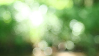 Vintage lens bokeh: odak alanı dışında parlak doğa, kolaj ve tasarım için parıltı ve parlaklık