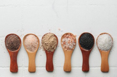 Assorted speciality salt, himalayan pink salt, italian black truffle salt, india black  kala namak salt,  hawaiian  black lava sea salt, hickory  smoked  sea salt