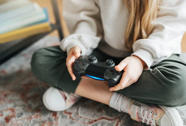Little Girl Playing Game Console Home — Stock Photo, Image