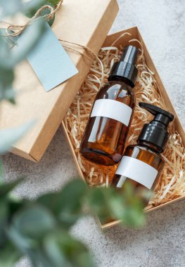 Kutu, Güzellik Aboneliği Servisi. İnternetten alışveriş. Teslimat servisi