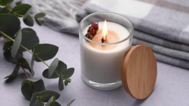 Aromatische Kaars Tafel Sojakaarsen Een Pot Aromatherapie Ontspannen Spa Thuis — Stockvideo