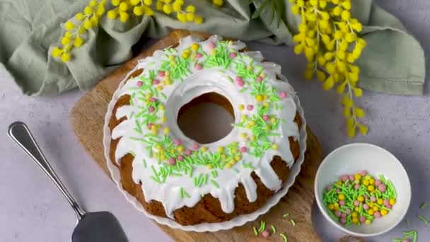Torte Del Pacchetto Pasqua Torta Fatta Casa Alla Vaniglia Bundt — Video Stock