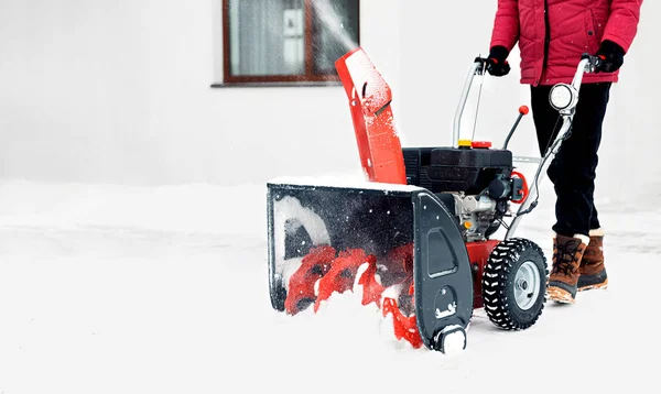 Snow Blower Powered Gasoline Action Man Outdoor Front House Using —  Fotos de Stock
