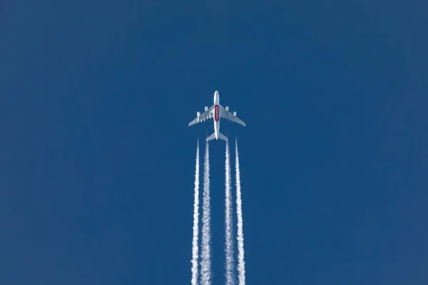 Budapest 2023 Airbus A380 861 Emirates Airlines Travelling High Altitude — Stock Photo, Image