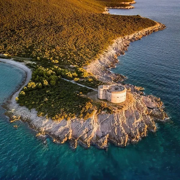 Starożytny Fort Arza Przy Wejściu Zatoki Kotorskiej Czarnogórze Nad Adriatykiem Zdjęcie Stockowe