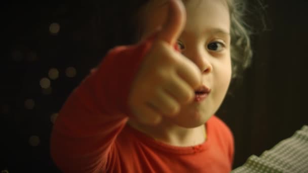 Film Szkoda Efekt Dziewczyny Szczęśliwie Domowe Święta Gingerbread Cookie — Wideo stockowe