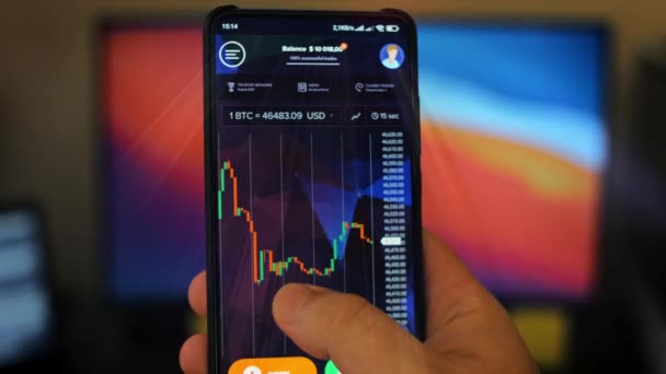 Caucasian Male Making Payment Bitcoins Cryptocurrency Using His Smartphone Custom — Vídeos de Stock