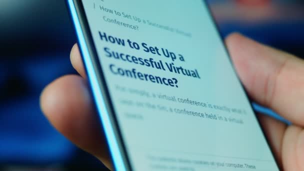 Looking Smartphone Questions Virtual Conference — Vídeos de Stock