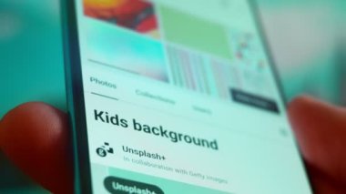 Smartphone in hand, Im looking for information on the Internet about childrens background.