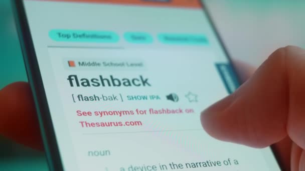 Smartphone Hand Looking Information Flashback — Stok video