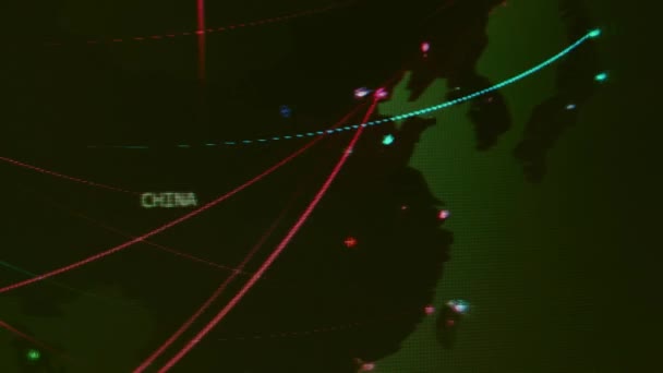 サイバー攻撃の異なるターゲットを持つ世界地図 ハッキングとテクノロジーの概念 モニターピクセルでのマクロ撮影 パニック効果 — ストック動画