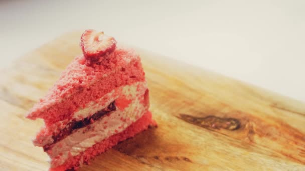 Торт Фламинго Клубникой Макро Слайдер — стоковое видео