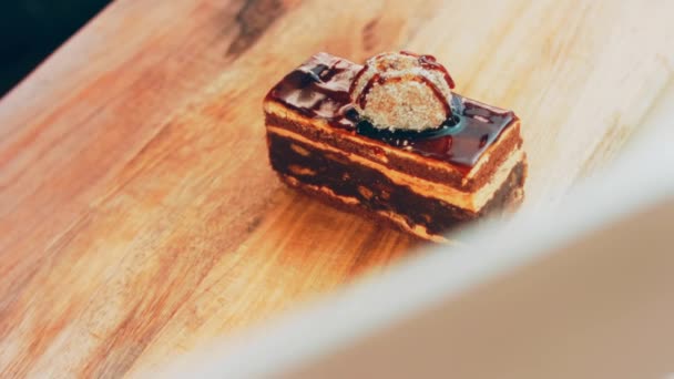 Chocolate Cake Koldun Macro Slide Shooting Retro Hob Used — Stock Video