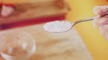 Process of preparing Chili Sauce.