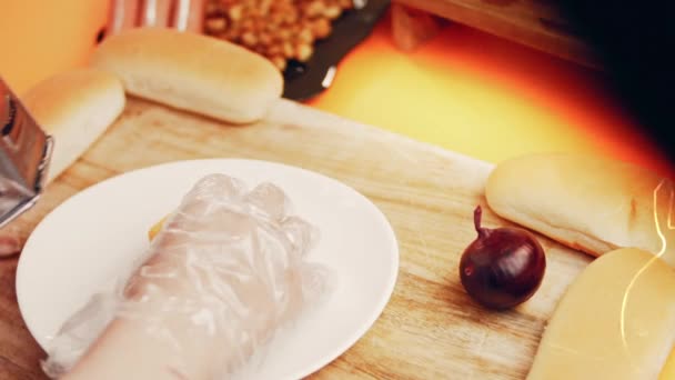 Process Preparing Irresistible Chili Cheese Hot Dogs Taste Usa Cuisine — Video