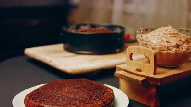 Ефект Галюцинації Улюбленого Шоколадного Торта Nutella Buttercream Strawberries Смак Американської — стокове відео