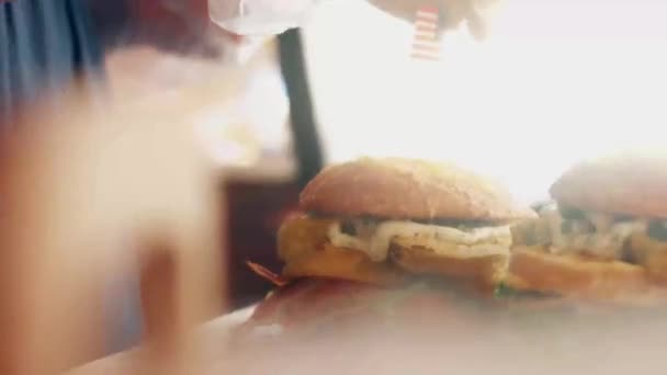 Transition Effect Green Tomato Blt Burger Vegan Burger — Stok video