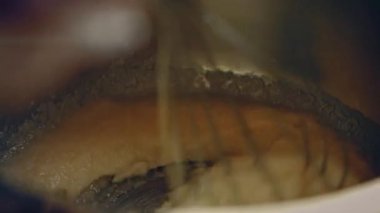 Preparing process of Old Time Custard Ice Cream, Transition effect between cartoons and real film .