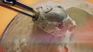 Preparing process of Old Time Custard Ice Cream, Transition effect between cartoons and real film .