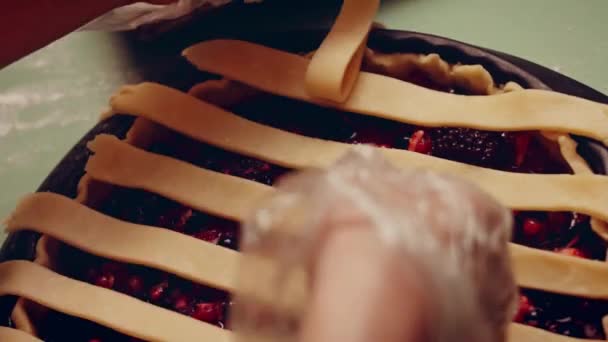 Preparing American Flag Mixed Berry Pie Video Transition Effect — Vídeos de Stock