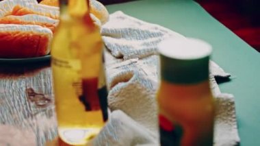 Mangal partisi hazırlama süreci. Amerikan mutfağının tadına bak..